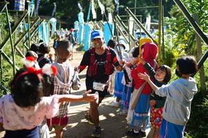 BIB: 2367
                            <button type="button" onclick="openModal(19037160)" class="btn btn-primary btn-sm float-right btn-popup" data-toggle="modal" data-target=".modal-high-quality">
                        <i class="fas fa-shopping-cart"></i> Add to Cart
                    </button>
                                            <button type="button" onclick="isThisMe(19037160, true)" class="btn btn-success btn-sm float-right btn-popup btn-isme hidden" data-toggle="tooltip" data-placement="bottom" title="นี่คือรูปของคุณใช่ไหม คลิกที่นี่เพื่อเอาเข้าอัลบั้ม">
                        <i class="fas fa-plus"></i> Add to album
                    </button>
                    <button type="button" onclick="isThisMe(19037160, false)" class="btn btn-warning btn-sm float-right btn-popup btn-isnotme hidden">
                        <i class="fas fa-ban"></i> Remove from album
                    </button>